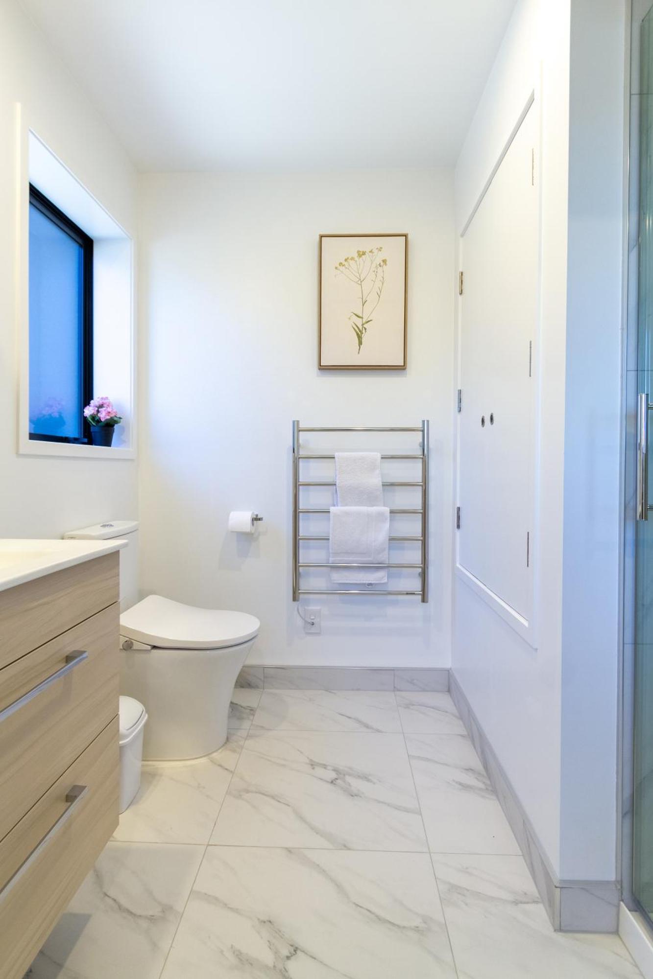 Luxury Studio With Balcony - Close To Supermarket Christchurch Exterior foto